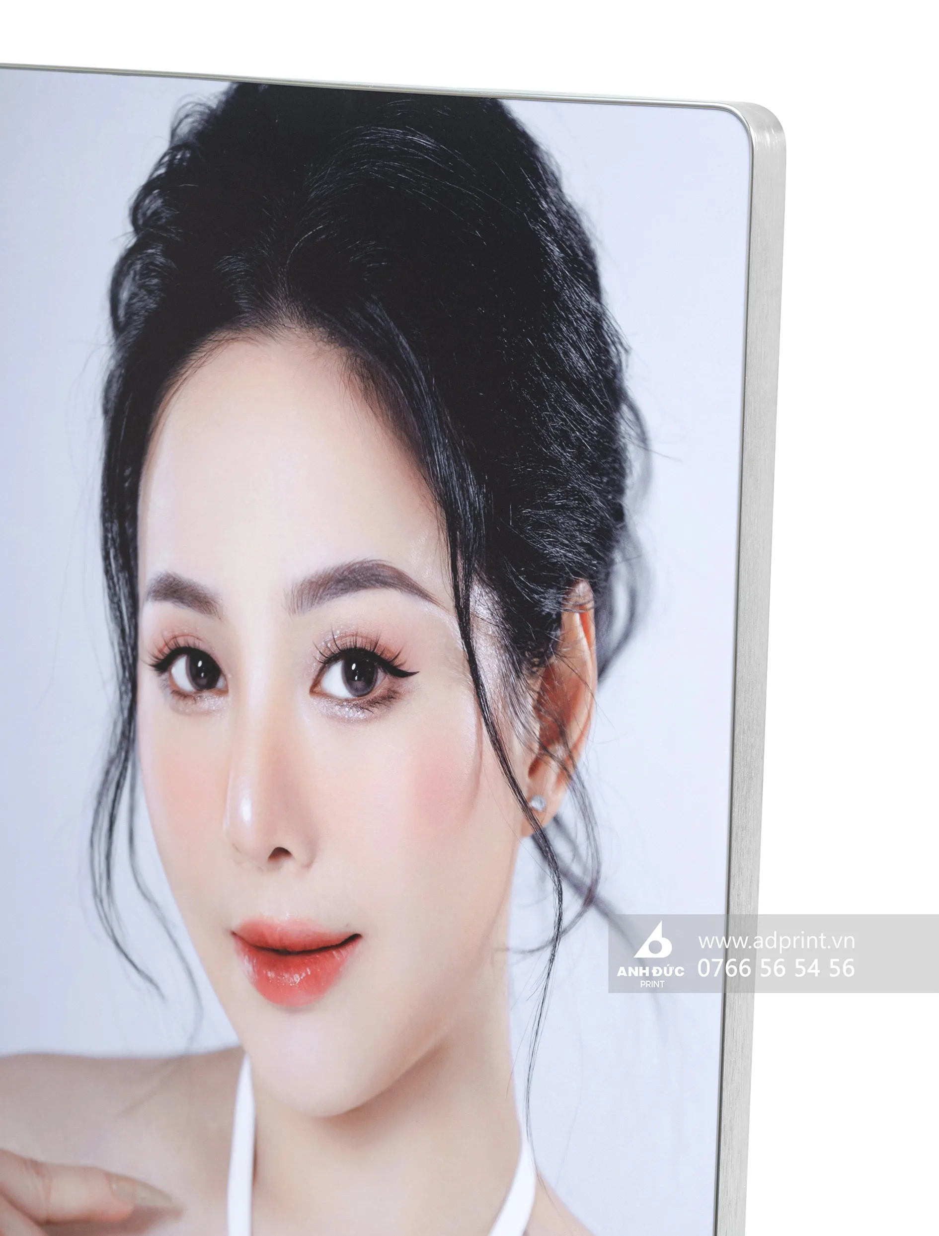 Ảnh 4K Viền Nhôm - Ảnh 4