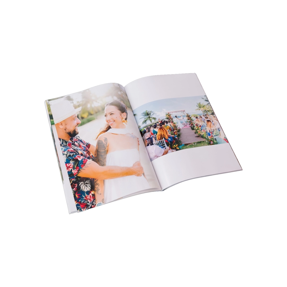 Photobook tạp chí mở phẳng