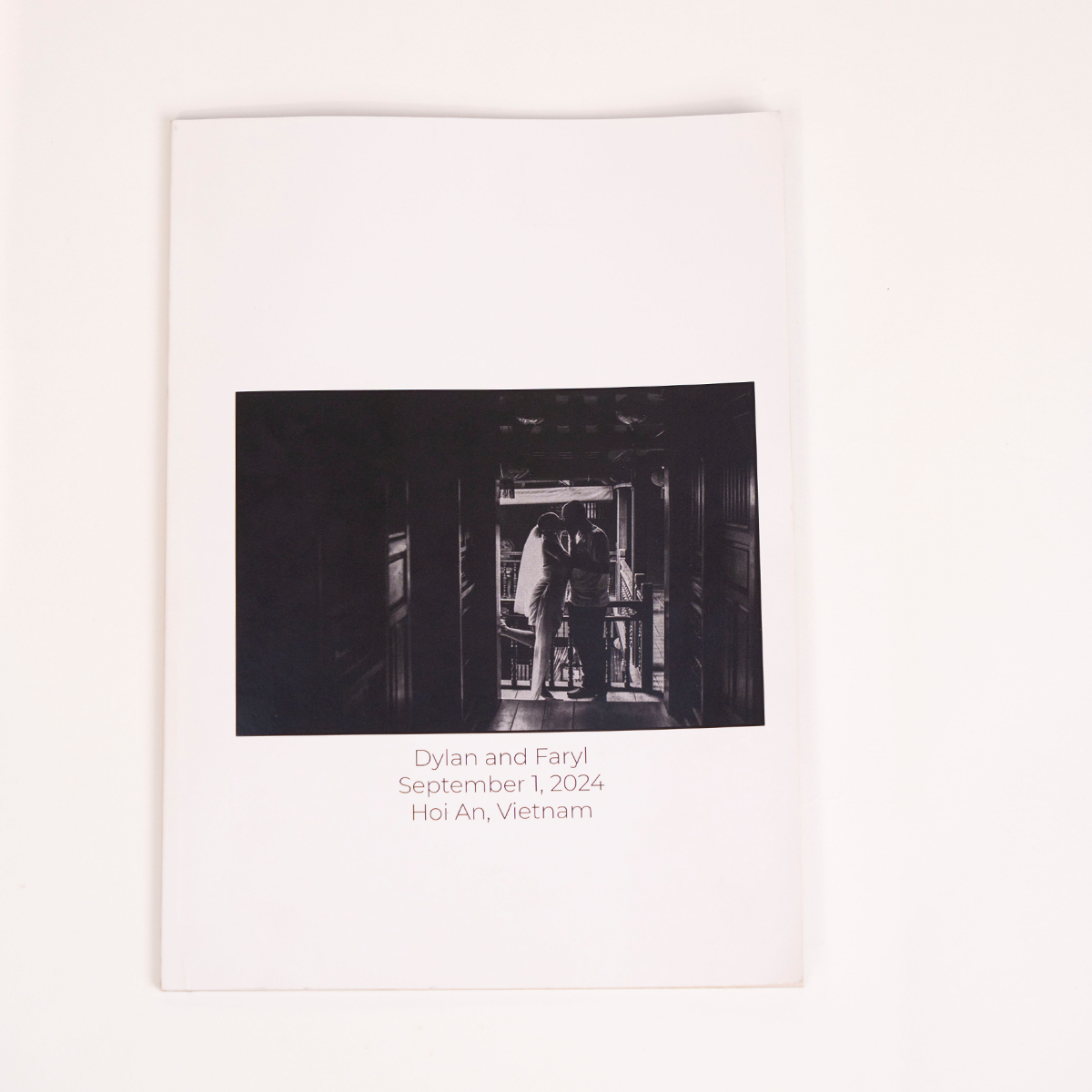 Photobook Tạp Chí Mở Phẳng