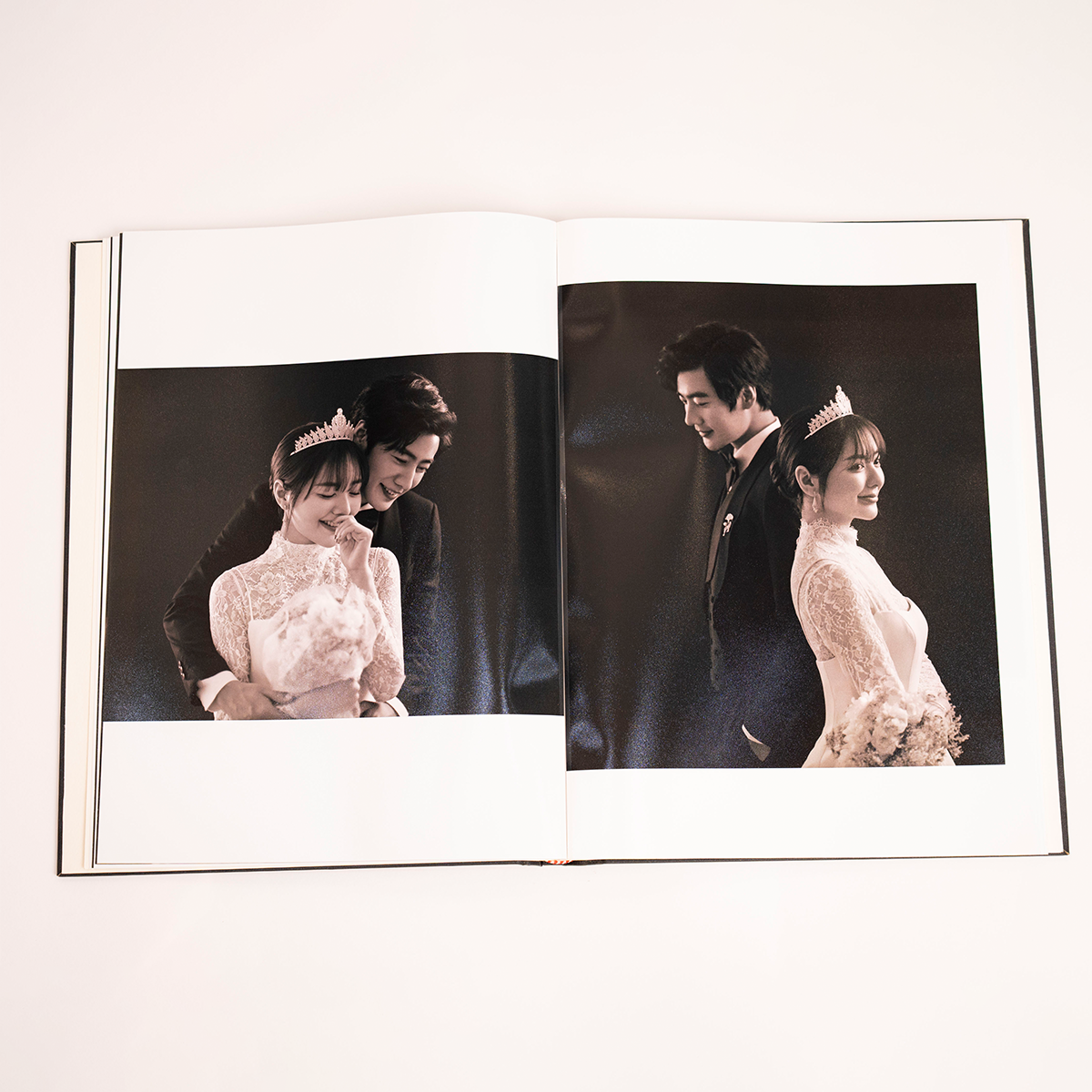 Photobook Tạp Chí Gáy Sách