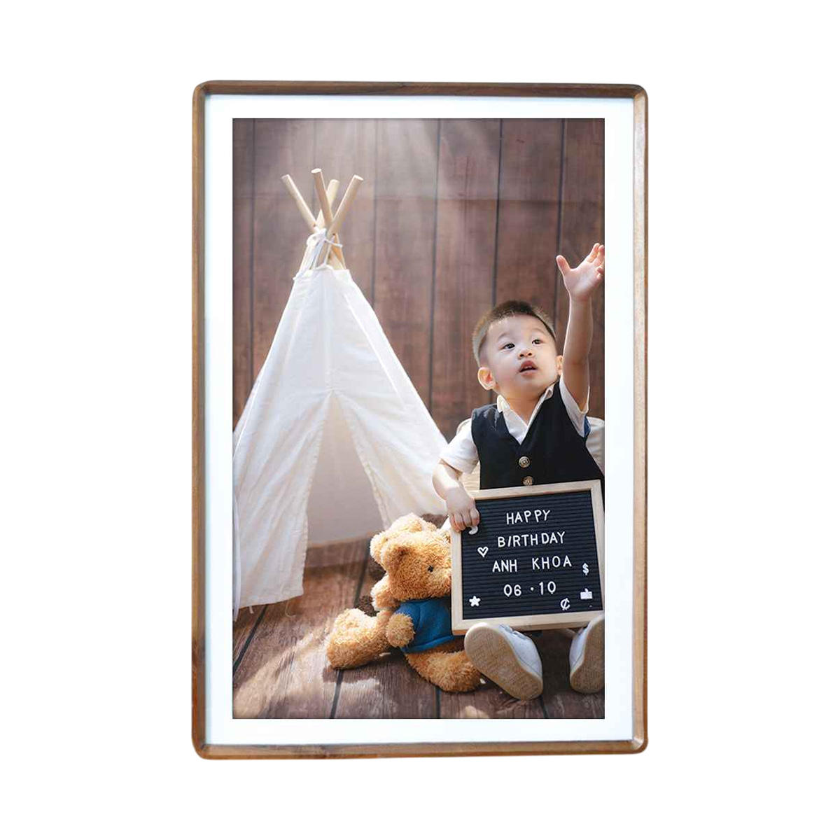 Ảnh Phóng Khung Gỗ Walnut Bo Tròn Viền Trắng In 4k