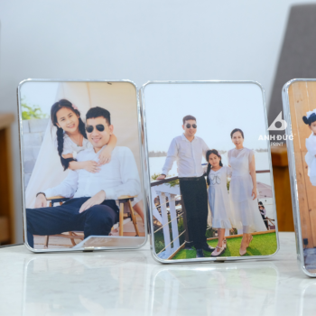 Ảnh Ép Gỗ Viền Bạc Để Bàn